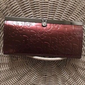 Dior wallet